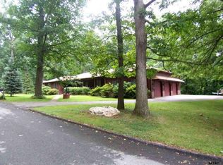 15 Sitler Ln, York, PA 17402