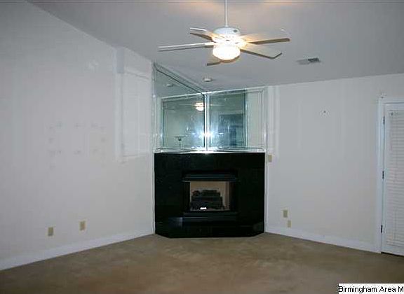 4th image of 1716 Creely Dr