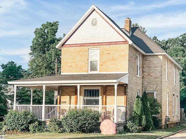 617 S Main St, Mount Pleasant, MI 48858