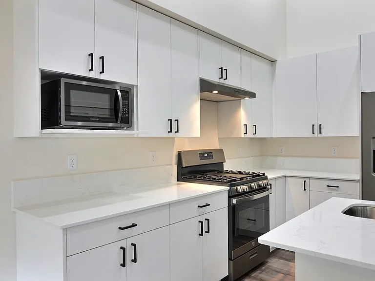 7421 Pioneer Way #7441A — Photo 13