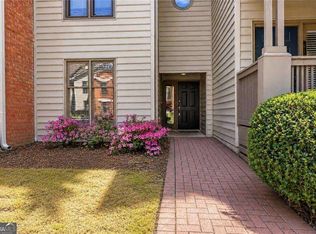 507 Garden Ct, Atlanta, GA 30328