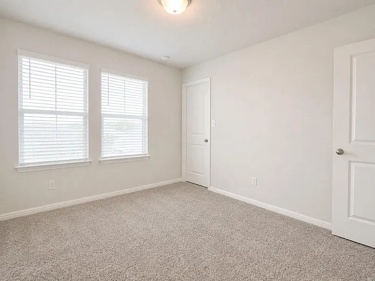 1600 Longhorn Ranch Dr — Photo 17