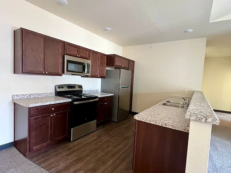 749 Meridian Dr — Photo 29