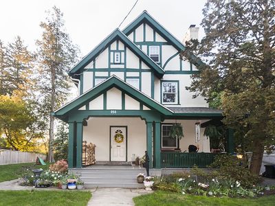 253 Forrest Rd, Merion Station, PA, 19066