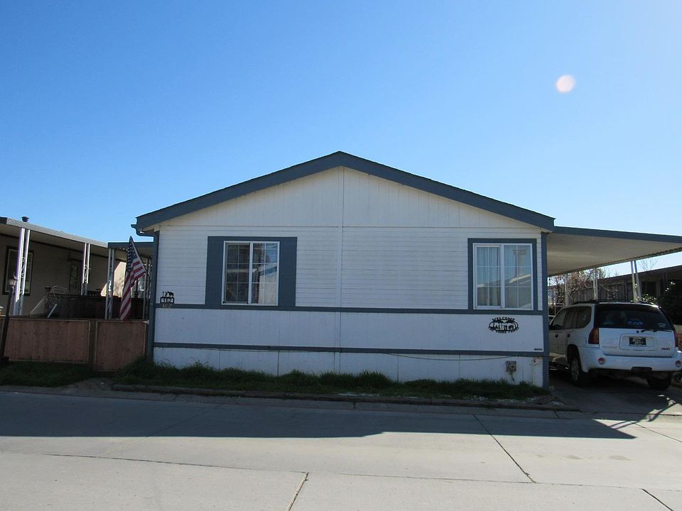 1st image of 162 Redwood Dr #162