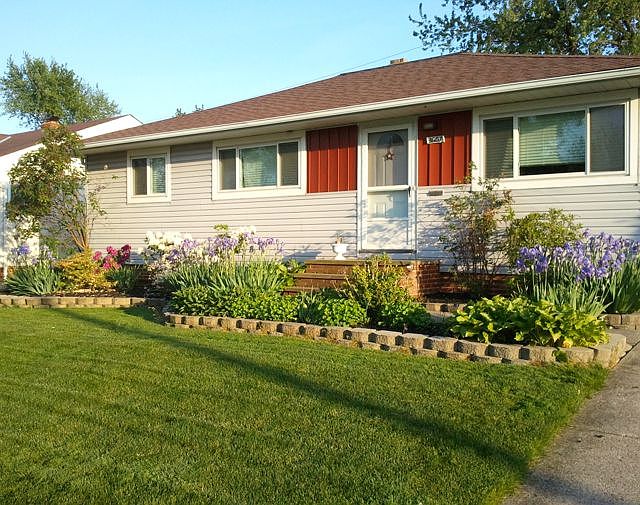 1st image of 3607 Stanfield Dr