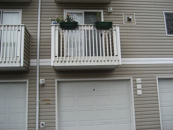 car garage