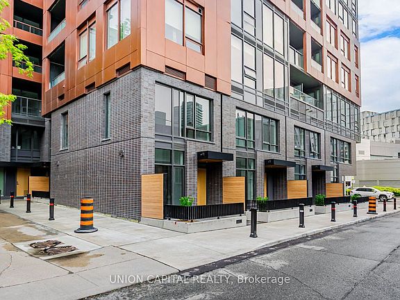 3rd image of 28 Eastern Ave #Townhouse 109