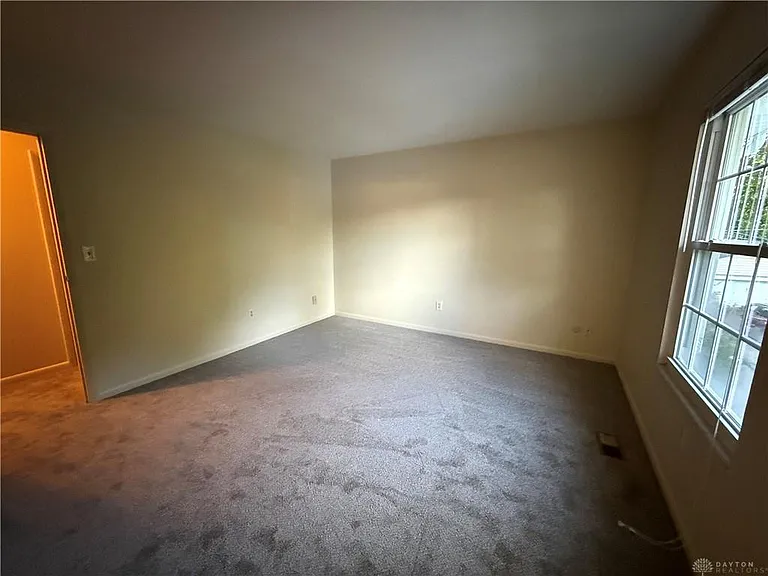 3108 E Stroop Rd — Photo 11