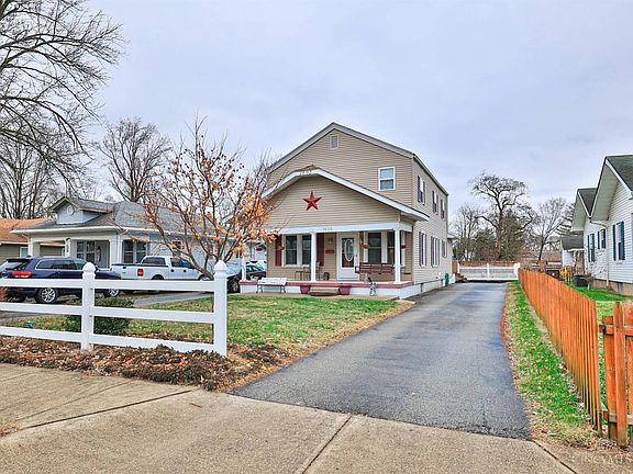 2nd image of 1605 Oberon Dr