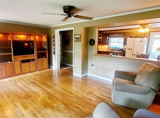 15 Lafayette Ave, Mastic, NY 11950