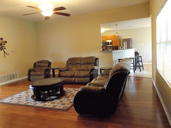 3rd image of 2604 Joseph Dr