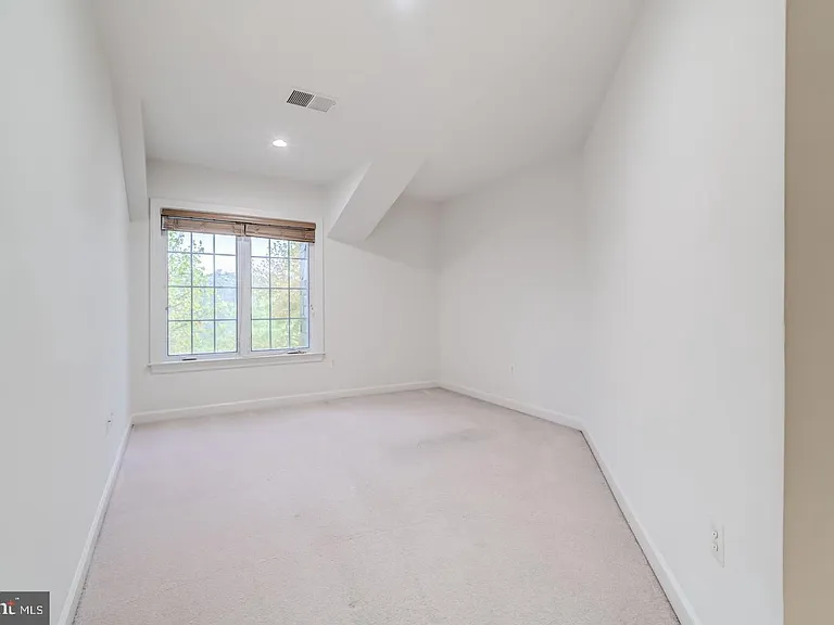 24909 Pinebrook Rd — Photo 19