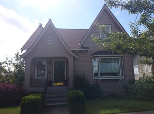 6809 34th Ave NW, Seattle, WA 98117