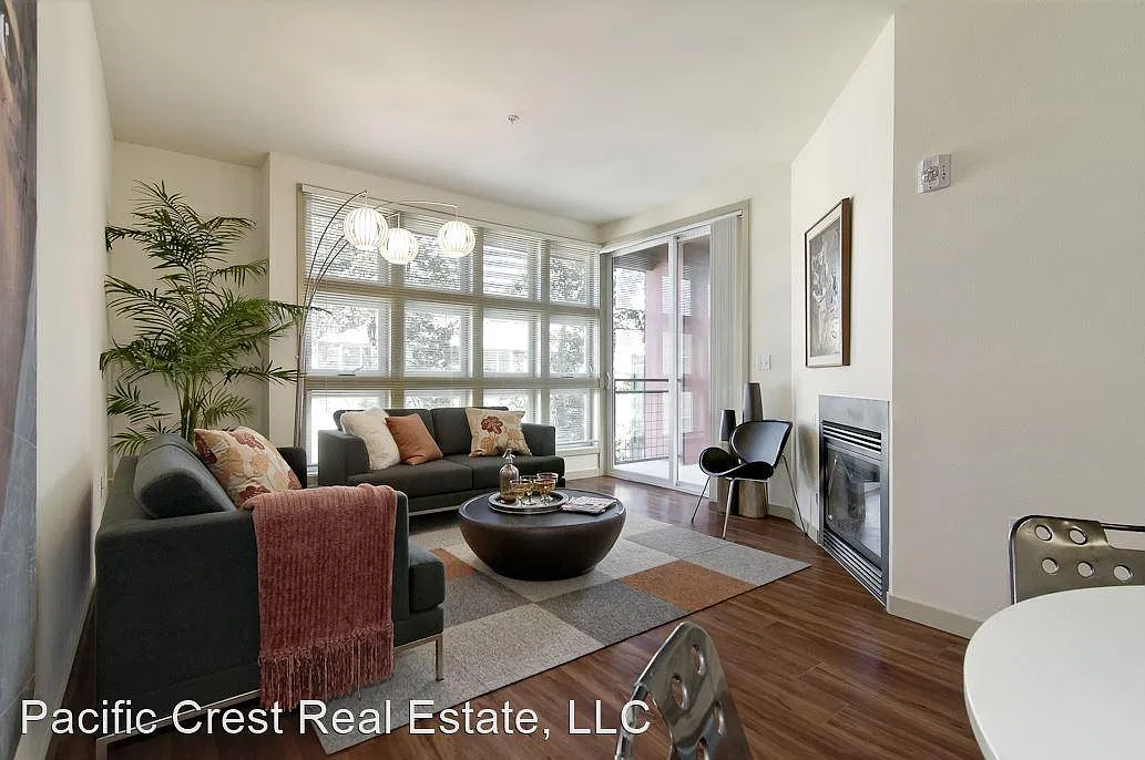 Bellevue Terrace Apartments — Photo 3