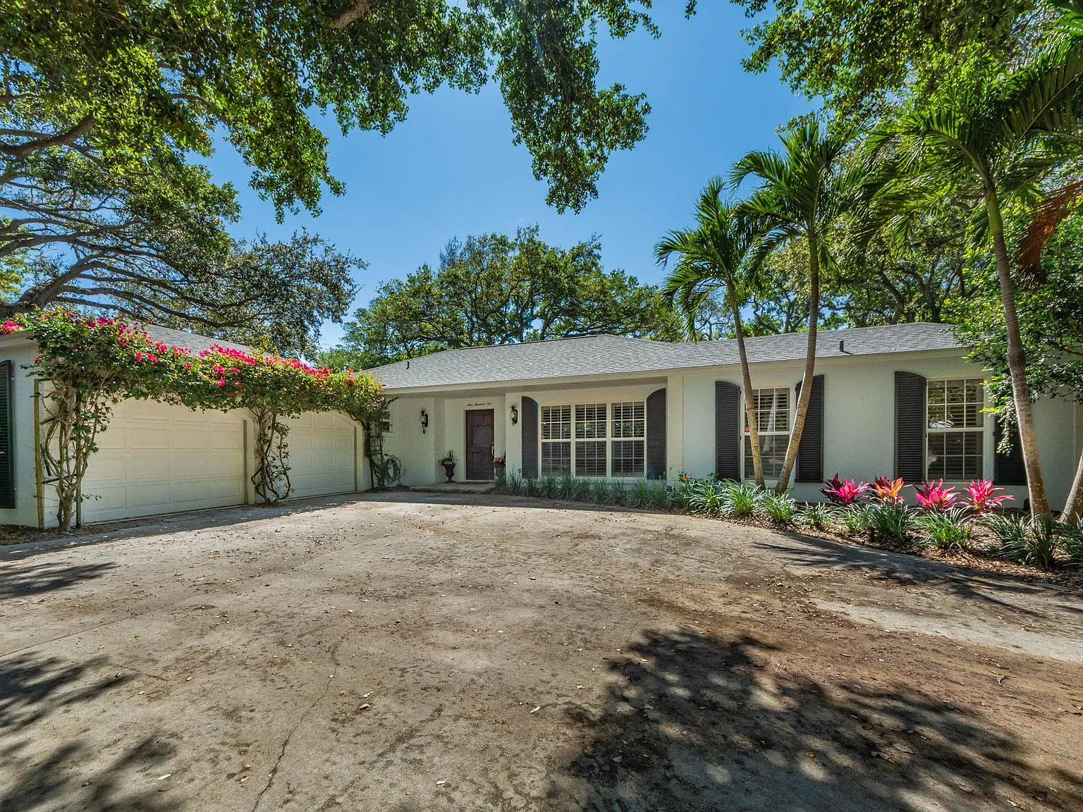 3 bed, 2100 sqft, $16,000 — Photo 2