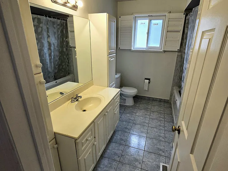 1592 Marshcourt Dr #MAIN — Photo 15