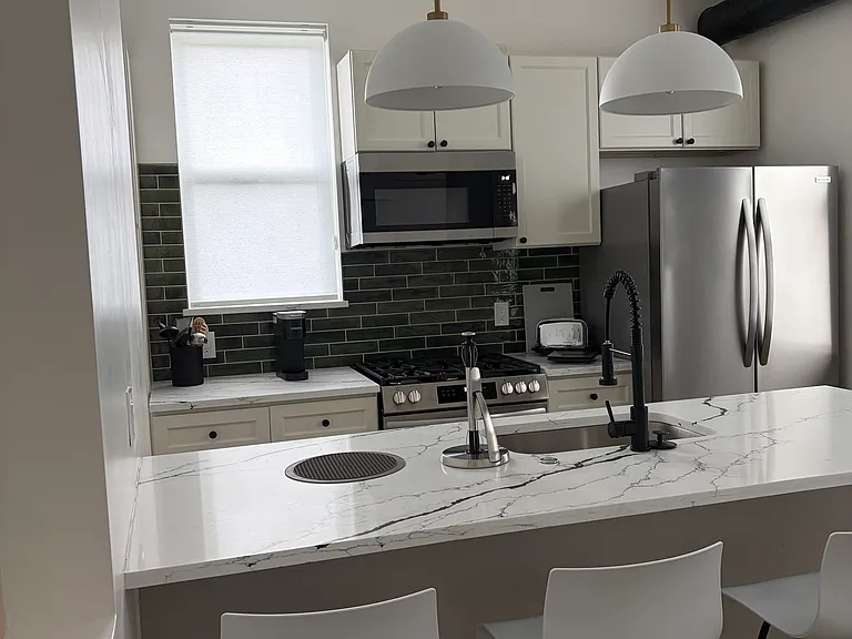 2035 Forbes Ave #201M — Photo 19