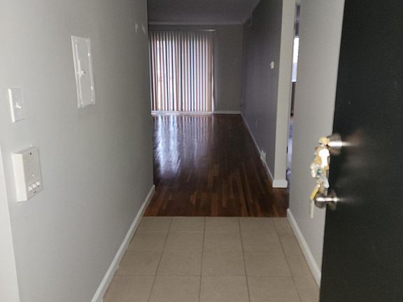 2nd image of 925 Laprairie St #455-204
