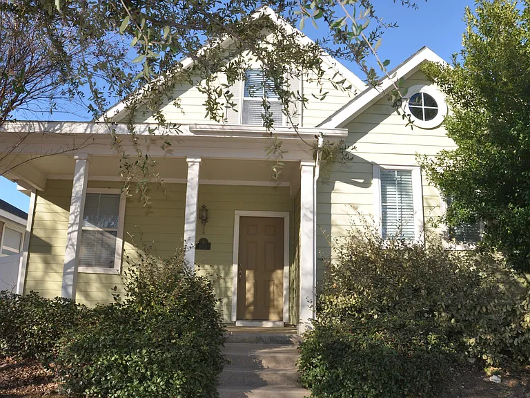 9513 Waterman Dr — Photo 1