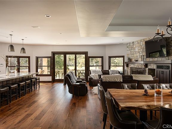 4th image of 482 Golf Course Rd