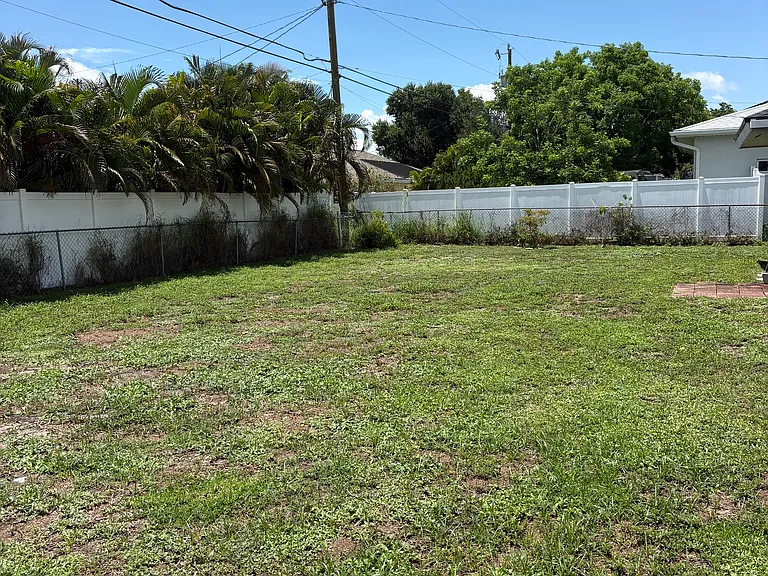 4102 Palm Tree Blvd — Photo 11