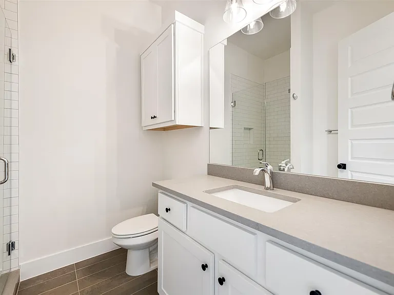 304 E 195th St #304 — Photo 21
