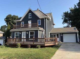 309 W 4th St, Wellsburg, IA 50680