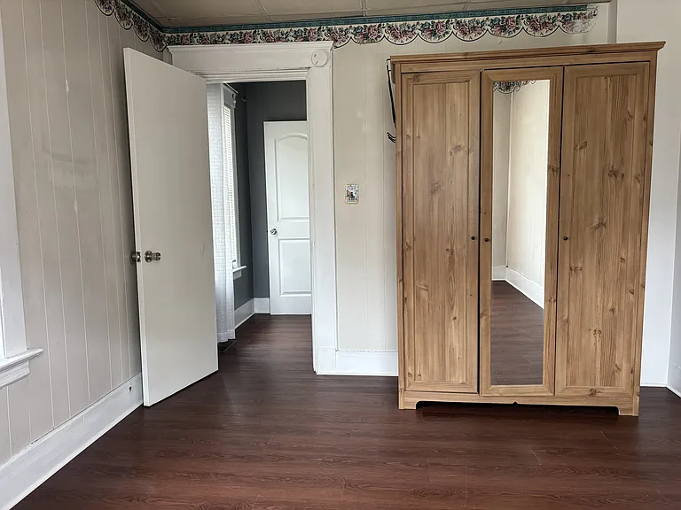 155 Leete St — Photo 17