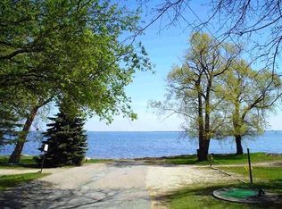 Houghton L Xx McKinley, Houghton Lake, MI 48629