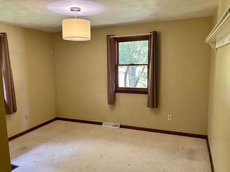 1534 Jones Ave — Photo 17