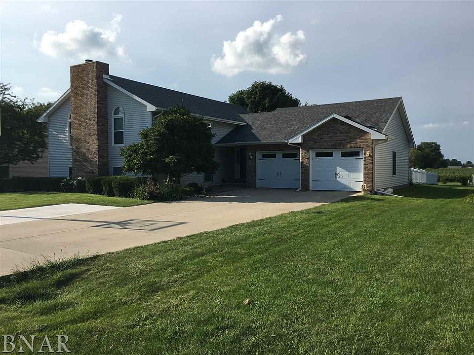 1st image of 108 W Amber Dr