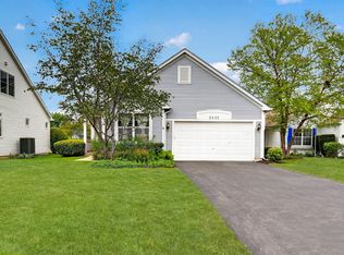 2232 Wilshire Ct, Grayslake, IL 60030