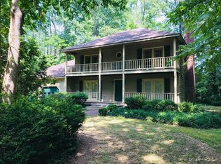 390 Chesapeake Dr, Irvington, VA 22480