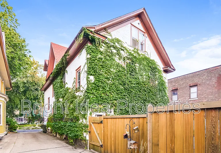 2104 Emerson Ave S #2 — Photo 30