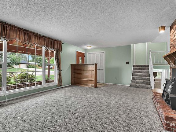 5th image of 3305 S Beverly St