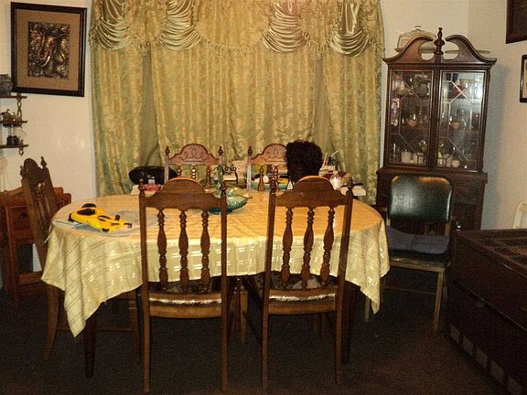 3rd image of 1520 W Jackson St #1