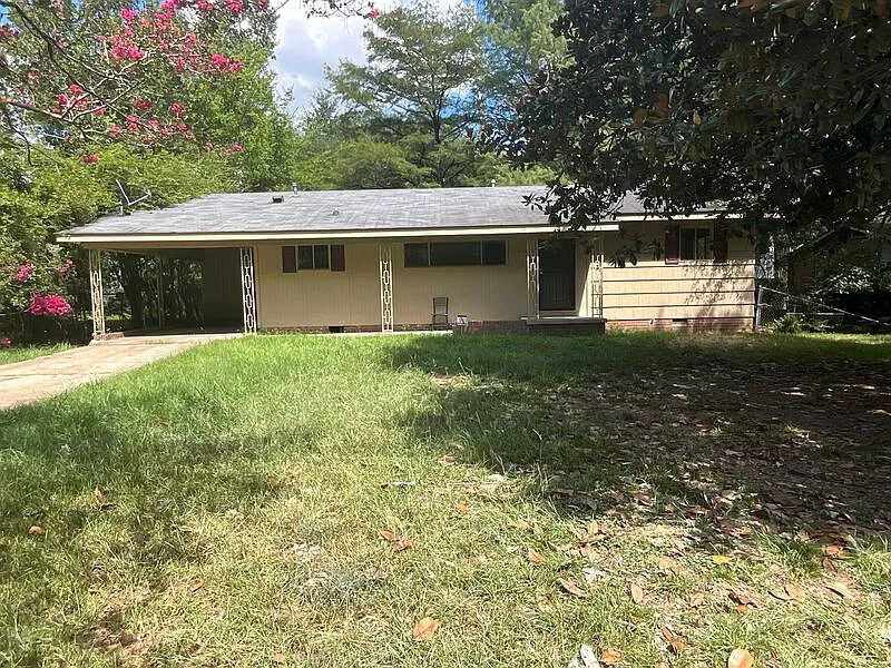3 bed, 1.5 bath, 1146 sqft, $1,000 — Photo 2