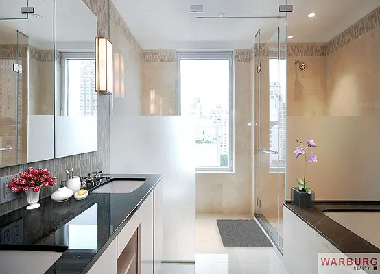Sold by Warburg | media 1