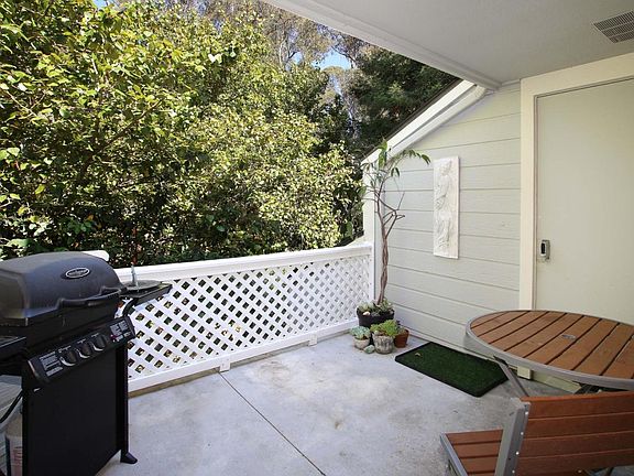 4th image of 2605 Willowbrook Ln Unit 40