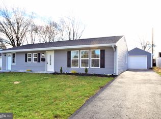 8 S Kingston Rd, Newark, DE 19713