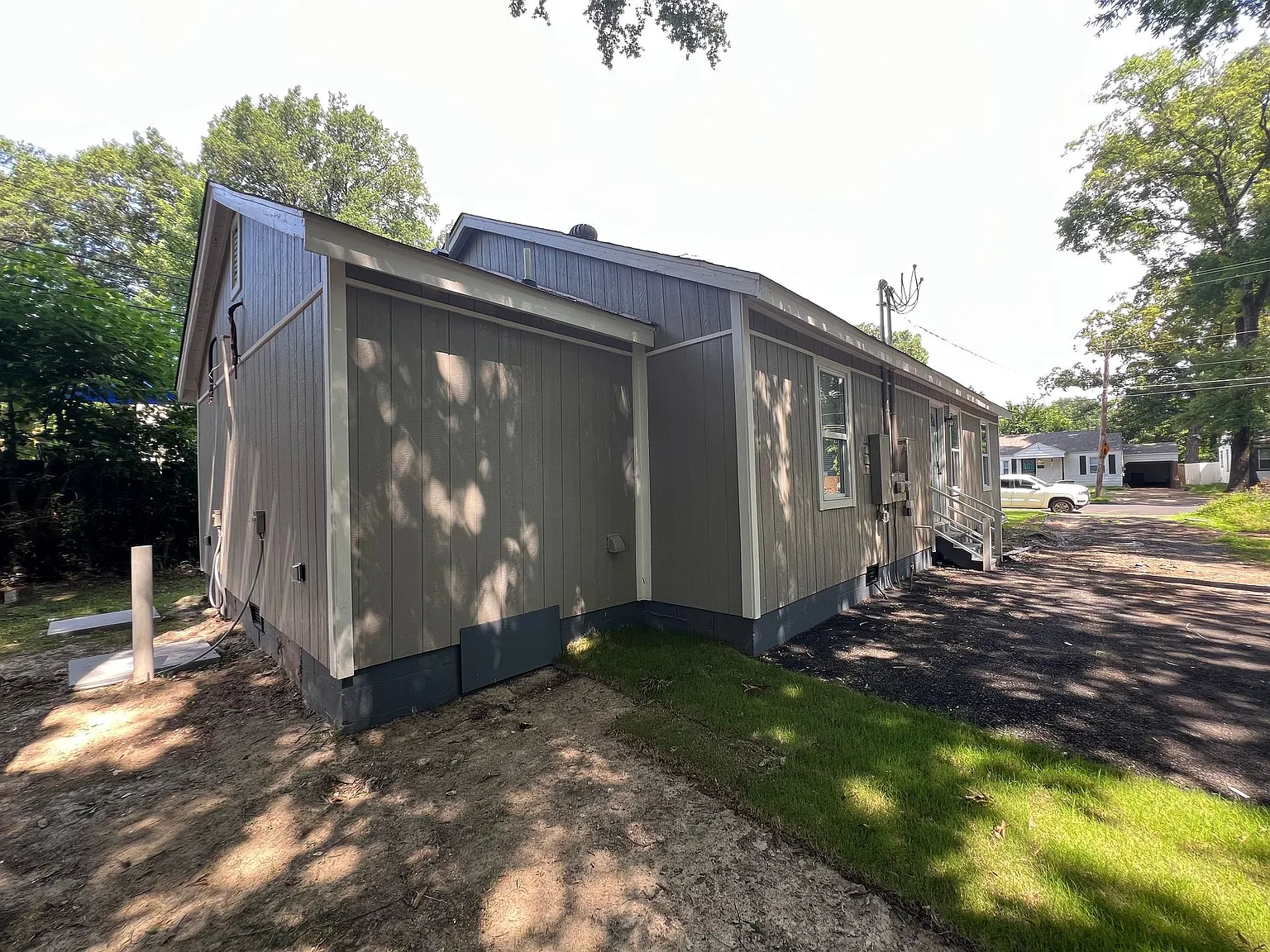 4185 Truman Ave — Photo 2