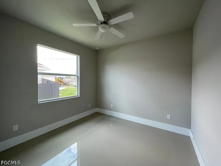 2447 SW Embers Ter — Photo 16