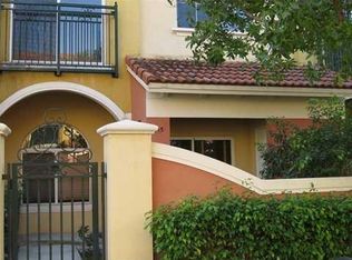 1414 S Santa Catalina Cir, Pompano Beach, FL 33068