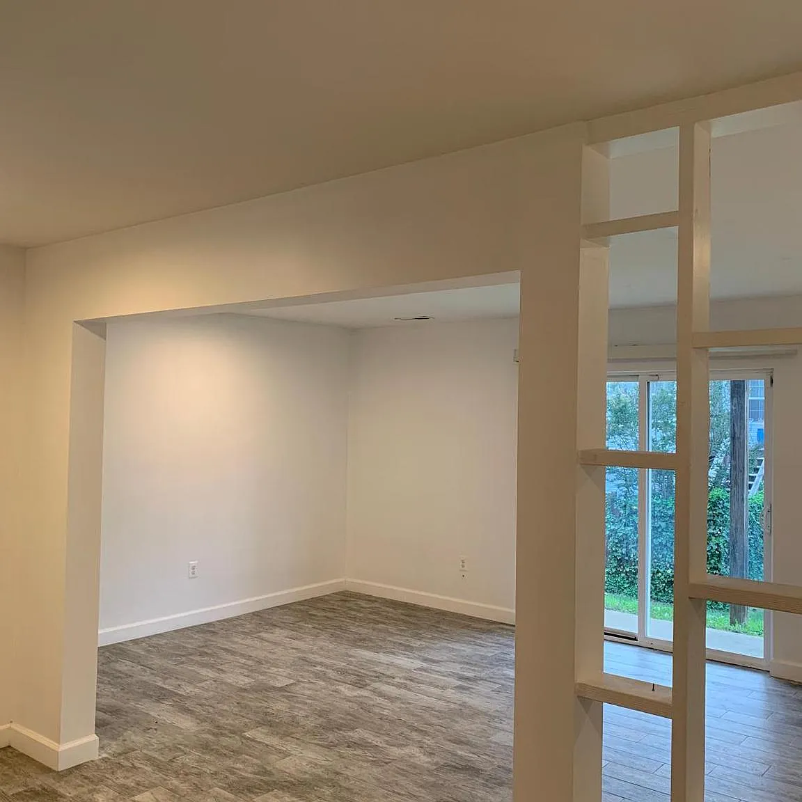 3 bed, 3.5 bath, 2400 sqft, $2,000 — Photo 3