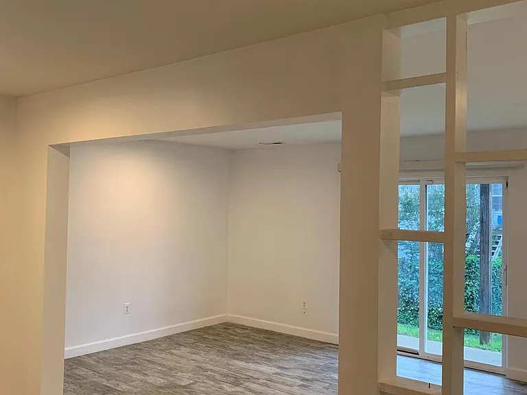 61 Quartz Rd — Photo 3
