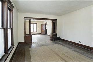 4th image of 361 Garfield St