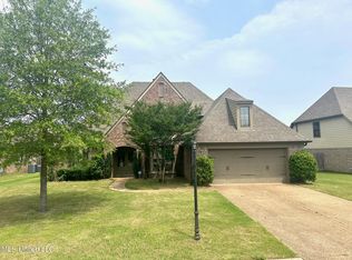 13470 Lapstone Ln, Olive Branch, MS 38654
