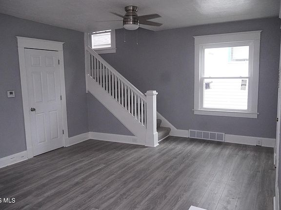 5th image of 1436 Goodale Ave
