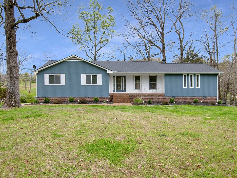 1st image of 268 Woodlands Ct